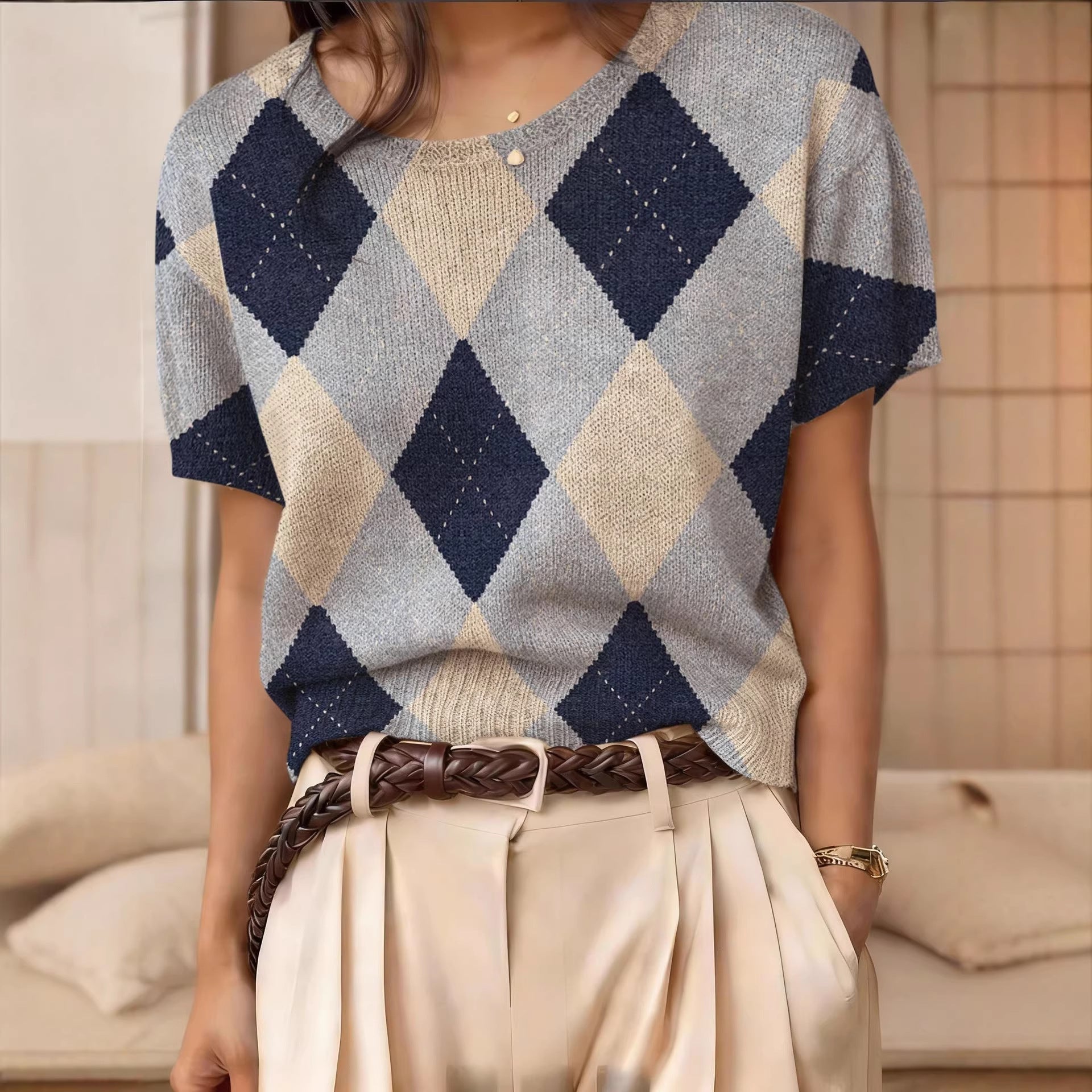 Retro Short-Sleeve Sweater Contrast-Color Jacquard Knit Top 