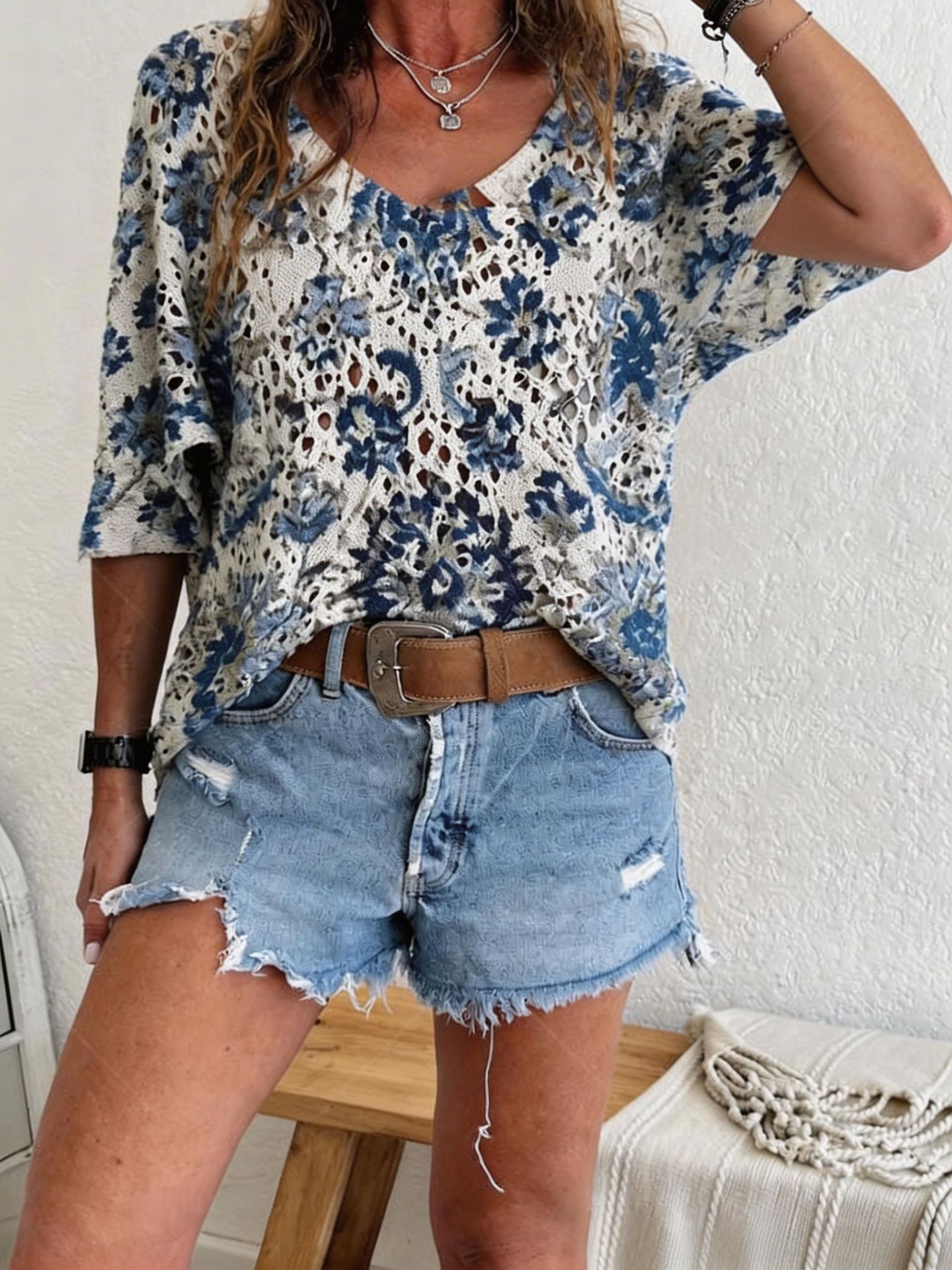 Womens Hollowed-Out Batwing-Sleeve Sweater With 3D Knitted Print 