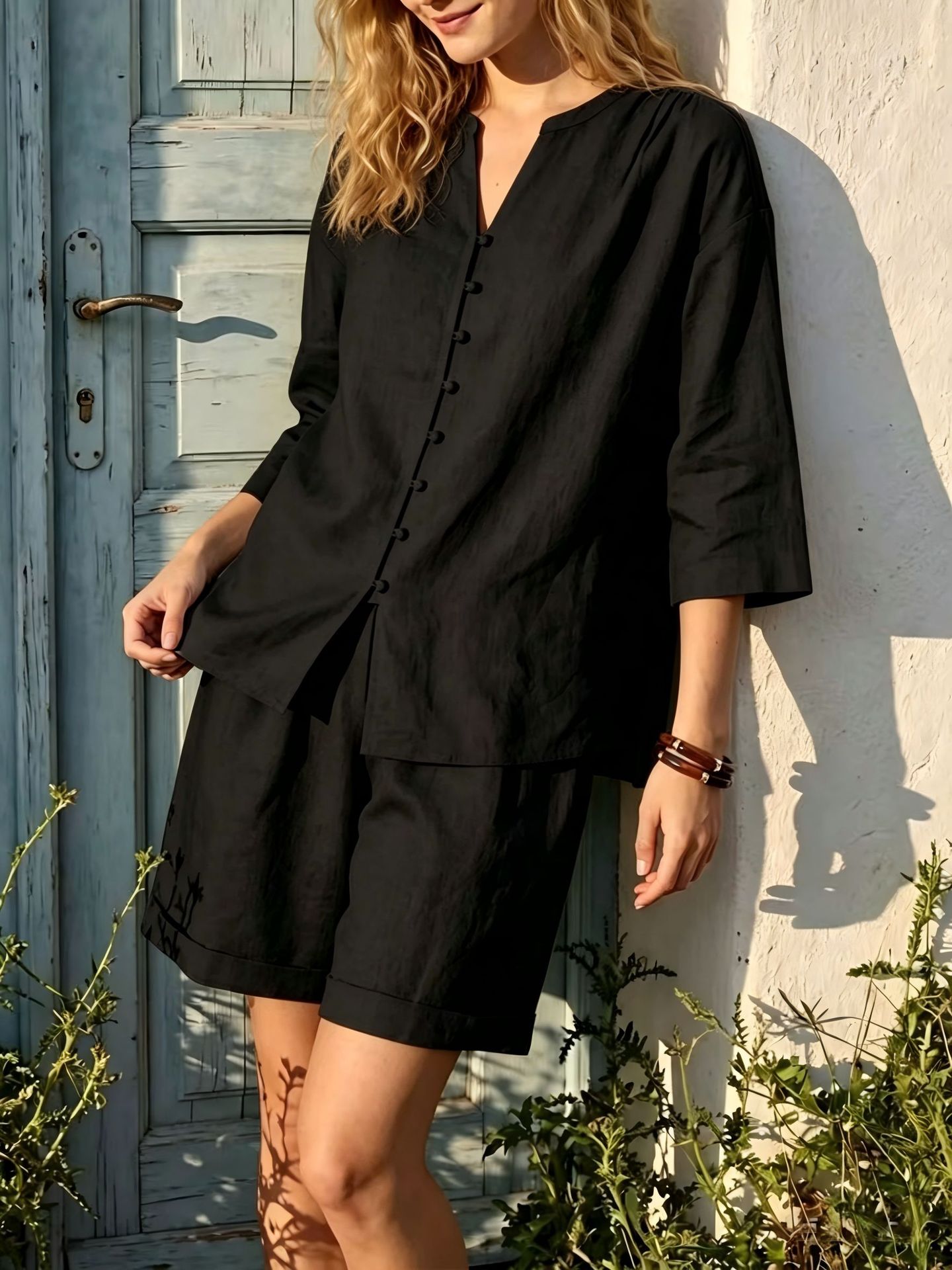 Womens V-neck Top And High-Waist Wide-Leg Shorts Set 